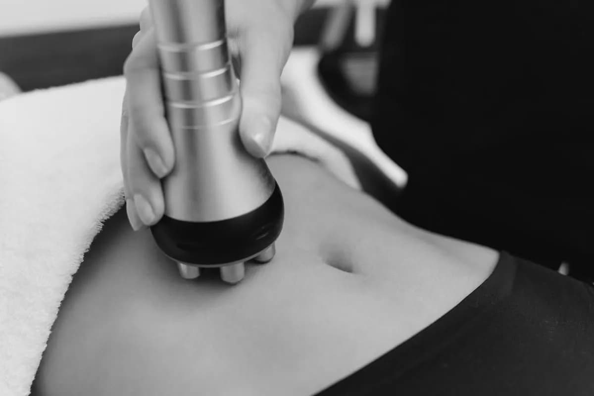 Men's Body Contouring treatment at Nika Skincare